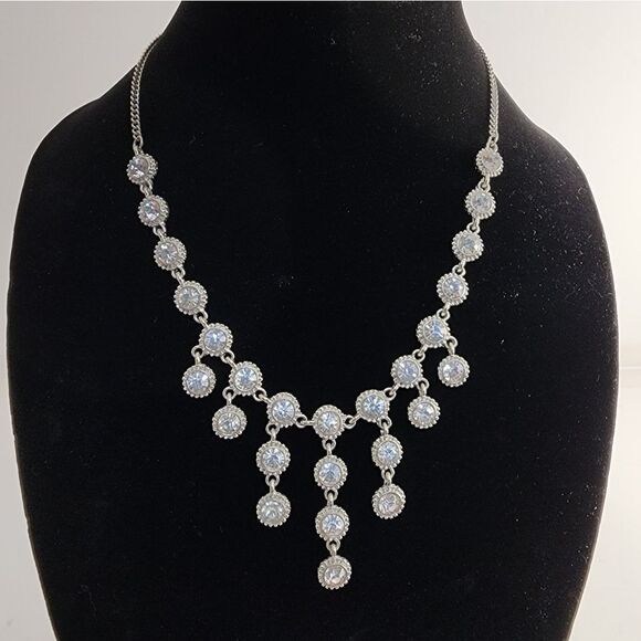 Silver tone Statement necklace - Picture 1 of 3